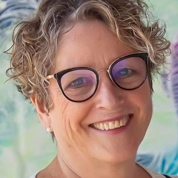 Meet your Posher, Pat - Picture 1 of 1